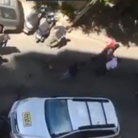 بالفيديو: ذعر في شارع الحمرا.. إشكال وتضارب ورصاص!