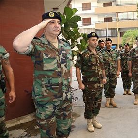 قائد الجيش: 50 إرهابياً خطيراً بين موقوفي مداهمات المخيمات
