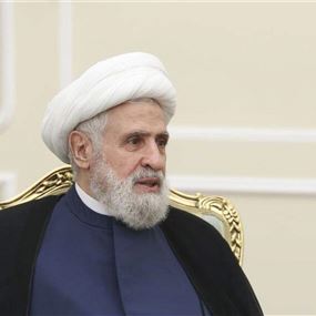 قاسم يرفض منهج 