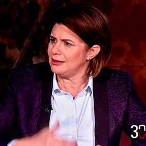 ريا الحسن: موكب وزير المالية من أطلق النار بين المتظاهرين
