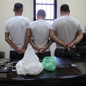 بالصورة: القبض على أشقاء يروجون المخدرات في سد البوشرية 