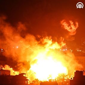 بالفيديو: استهداف مكتب إسماعيل هنية في غزة وتدميره بالكامل