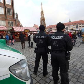 إخلاء سوق لعيد الميلاد في ألمانيا بسبب عبوة ناسفة