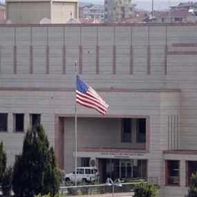 السفارة الأميركية: طاقم السفارة ومرافقها في أمان
