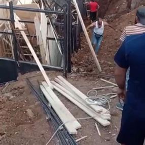 في عكار.. انهيار مبنى قيد الإنشاء (صورة)