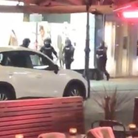 هجوم على كنيس يهودي وسط فيينا.. وتوقيف أحد المشتبه بهم (فيديو)