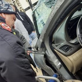 قتيل وثلاثة مصابين جراء حادث سير في بحمدون
