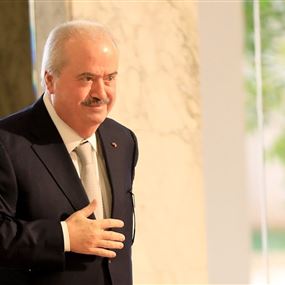 لإعادة الإعمار... جابر يوقع اتفاق قرض مع البنك الدولي بحضور وزراء