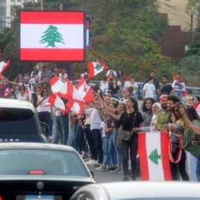 الثورة على مِحَكّ الإنجازات.. والتحدِّيات!