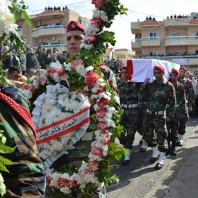 بالصور: قيادة الجيش تنعي العسكريين الذين استشهدوا الأحد