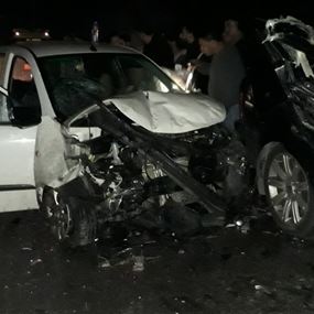 بالصور: حادث سير مروع على اوتوستراد المنصف
