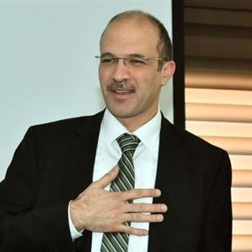 وزير الصحة يهنئ اللبنانيين