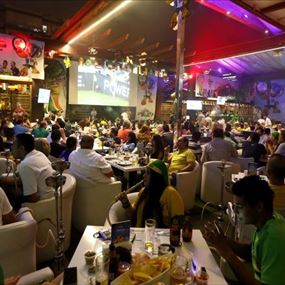 بلاغ إلى الحانات والمقاهي في بيروت بشأن كأس العالم