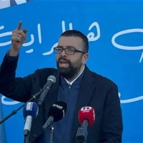 أحمد الحريري: زمن أول تحول