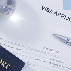 توقيف محتال تأشيرات الهجرة