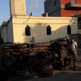 بالصور: انقلاب فان يودي بحياة شخصين