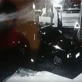 بالفيديو: سرق سيارة بكل برودة أعصاب من أمام منزل صاحبها!