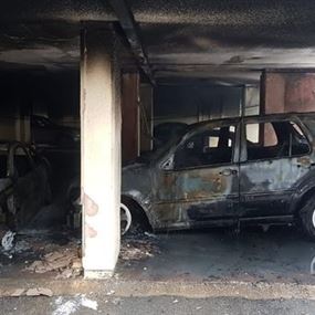 حريق اربع سيارات داخل مرأب مبنى سكني في انطلياس