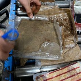 خبّأت كميّة من حشيشة الكيف في حقيبة سفرها