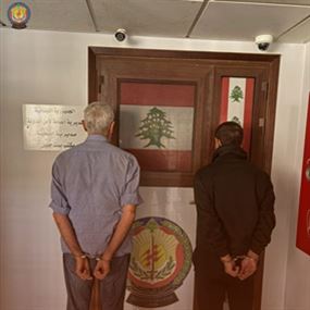 ادّعيا العمل مع شخصية بارزة... 