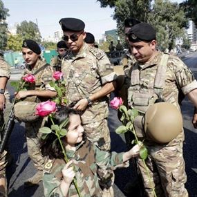 المساعدات المالية باتت في عهدة الجيش 